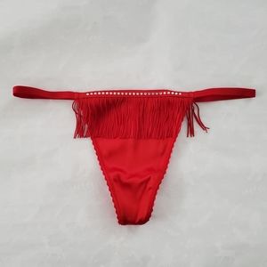 🔥💕NWT Victoria's secret Very Sexy v-string panties fringe Red Small